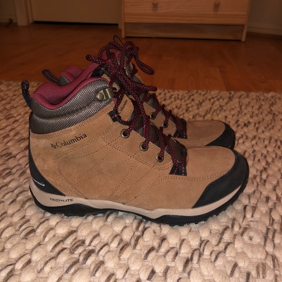 Columbia hiking boots - Picture 3 of 6